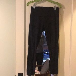 Lululemon 3/4 yoga pant
